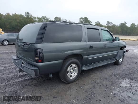 2002 Chevrolet Suburban LT z VIN 3GNEC16Z02G255908, wystawiony jako IAAI lot #43558187 z przebiegiem 294 984 mil mil oraz . Historia ofert i sprzedaży dostępna na DreamBid. Obrazek 4.