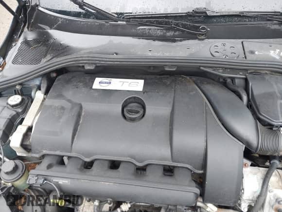 2012 Volvo S60 T6 с VIN YV1902FH5C2038827, выставлен на аукционе IAAI как лот 42860167 с пробегом 78 984 миль миль и . История ставок и продаж доступна на DreamBid. Изображение 10.