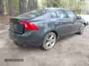 2015 Volvo S60 T5 Premier с VIN YV1612TB2F1307263, выставлен на аукционе IAAI как лот 42002548 с пробегом 107 433 миль миль и . История ставок и продаж доступна на DreamBid. Изображение 4.