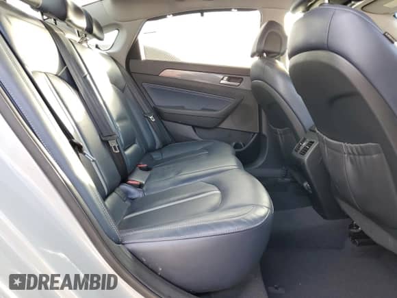 2016 Hyundai Sonata Limited with VIN KMHE34L19GA032163, listed as a Copart auction lot 86519715 with 119,065 mi miles and Clean title. Bid and sale history available at DreamBid. Image 10.