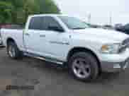 2011 Ram 1500 Big Horn z VIN 1D7RV1GT2BS516128, wystawiony jako IAAI lot #42388270 z przebiegiem 124 308 mil mil oraz . Historia ofert i sprzedaży dostępna na DreamBid. Obrazek 6.