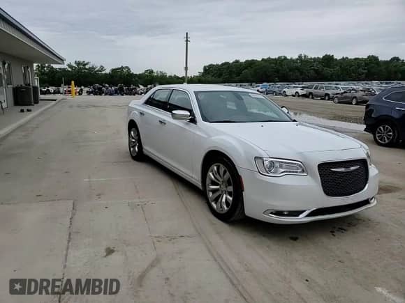 2020 Chrysler 300 Limited с VIN 2C3CCAEGXLH102880, выставлен на аукционе Copart как лот 60870755 с пробегом 69 458 миль миль и Списание • Salvage title. История ставок и продаж доступна на DreamBid. Изображение 13.