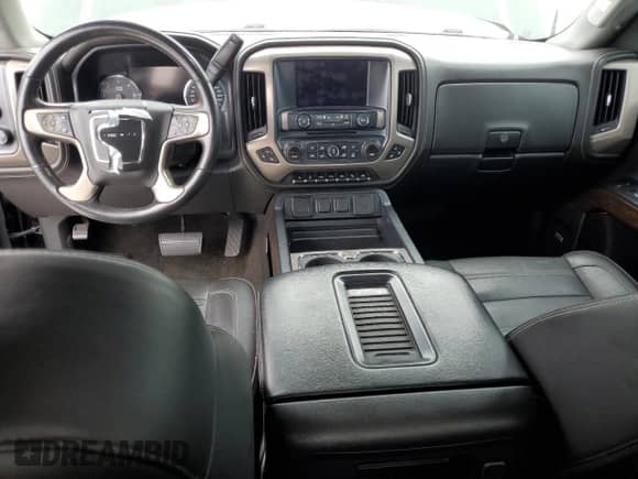 2017 GMC Sierra 1500 Denali z VIN 3GTU2PEJ7HG378569, wystawiony jako Copart lot #69472685 z przebiegiem 96 551 mil mil oraz Szkoda całkowita • Salvage title. Historia ofert i sprzedaży dostępna na DreamBid. Obrazek 8.