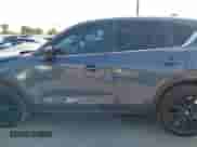 2024 Mazda CX-5 S Preferred z VIN JM3KFBCL5R0449543, wystawiony jako IAAI lot #42963448 z przebiegiem 14 968 mil mil oraz . Historia ofert i sprzedaży dostępna na DreamBid. Obrazek 15.