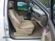 2013 Chevrolet Tahoe LT с VIN 1GNSKBE05DR354421, выставлен на аукционе IAAI как лот 42935990 с пробегом 145 514 миль миль и . История ставок и продаж доступна на DreamBid. Изображение 5.