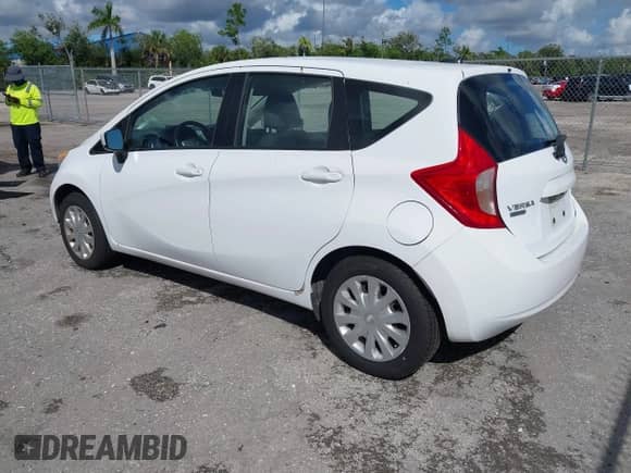 2016 Nissan Note SV z VIN 3N1CE2CP8GL365898, wystawiony jako IAAI lot #43414624 z przebiegiem 123 429 mil mil oraz . Historia ofert i sprzedaży dostępna na DreamBid. Obrazek 3.