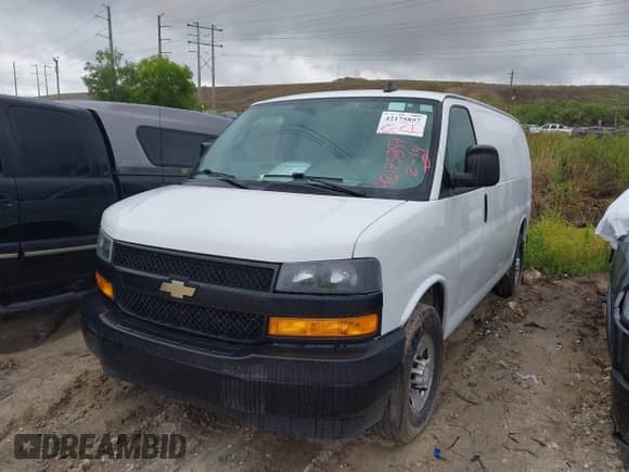 2019 Chevrolet Express Cargo с VIN 1GCWGAFG1K1232961, выставлен на аукционе IAAI как лот 42175897 с пробегом 133 311 миль миль и . История ставок и продаж доступна на DreamBid. Изображение 2.