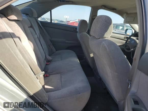 2002 Toyota Camry LE with VIN 4T1BE32K42U552229, listed as a Copart auction lot 84379825 with 258,234 mi miles and Salvage title. Bid and sale history available at DreamBid. Image 10.