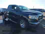 2022 Ram 1500 Big Horn z VIN 1C6RREBT1NN125608, wystawiony jako IAAI lot #41462184 z przebiegiem 59 935 mil mil oraz . Historia ofert i sprzedaży dostępna na DreamBid. Obrazek 1.