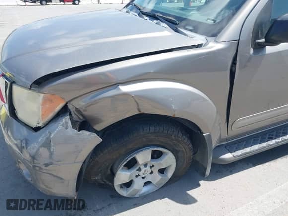 2006 Nissan Pathfinder SE с VIN 5N1AR18UX6C661562, выставлен на аукционе IAAI как лот 42061847 с пробегом 103 515 миль миль и . История ставок и продаж доступна на DreamBid. Изображение 6.