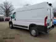 2023 Ram ProMaster Cargo z VIN 3C6LRVBG3PE552692, wystawiony jako Copart lot #49185205 z przebiegiem 17 952 mil mil oraz Szkoda całkowita • Salvage title. Historia ofert i sprzedaży dostępna na DreamBid. Obrazek 2.