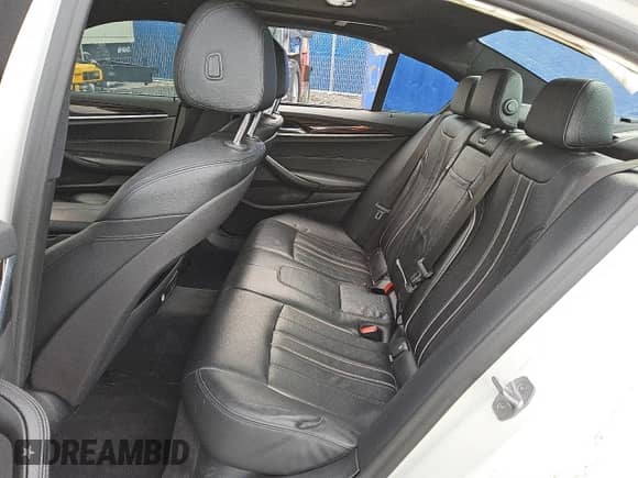 2020 BMW 5 Series 530i с VIN WBAJR3C07LWW64463, выставлен на аукционе Copart как лот 60843685 с пробегом 70 920 миль миль и Чистый • Clean title. История ставок и продаж доступна на DreamBid. Изображение 10.