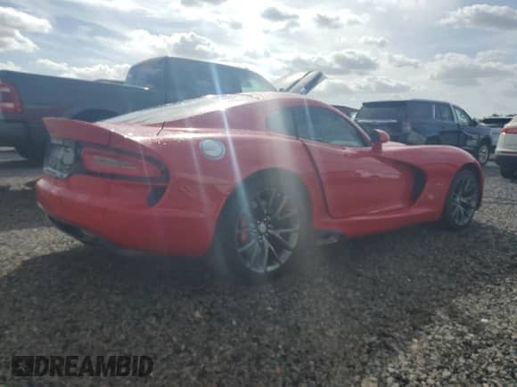 2013 Dodge Viper GTS with VIN 1C3ADEBZ2DV100017, listed as a Copart auction lot 80231604 with 1,216 mi miles and Non repairable. Bid and sale history available at DreamBid. Image 3.