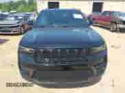 2024 Jeep Grand Cherokee Altitude with VIN 1C4RJHAG2R8570109, listed as a IAAI auction lot 42673412 with 7,124 mi miles and . Bid and sale history available at DreamBid. Image 12.