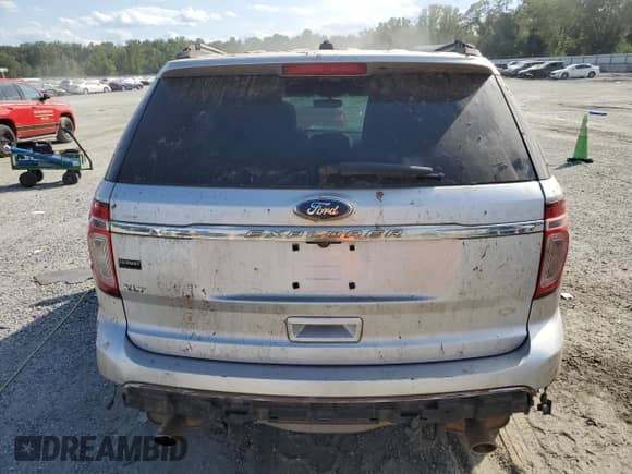 2012 Ford Explorer XLT z VIN 1FMHK7D89CGA49369, wystawiony jako Copart lot #70575965 z przebiegiem 220 350 mil mil oraz Szkoda całkowita • Salvage title. Historia ofert i sprzedaży dostępna na DreamBid. Obrazek 6.
