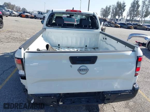 2024 Nissan Frontier S z VIN 1N6ED1CL9RN637505, wystawiony jako IAAI lot #41539688 z przebiegiem 15 924 mil mil oraz . Historia ofert i sprzedaży dostępna na DreamBid. Obrazek 15.