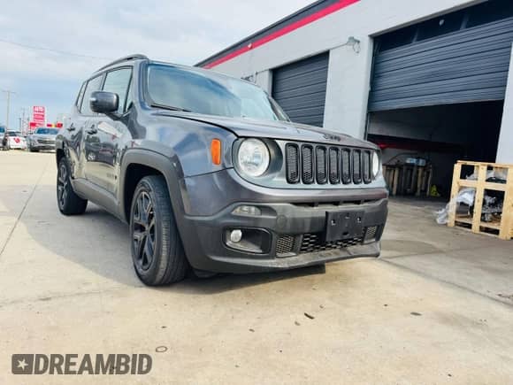 2018 Jeep Renegade Latitude with VIN ZACCJABB7JPG91991, listed as a Copart auction lot 84046085 with 143,288 mi miles and Clean title. Bid and sale history available at DreamBid. Image 1.