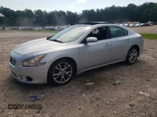 2014 Nissan Maxima SV z VIN 1N4AA5AP5EC435361, wystawiony jako Copart lot #66866055 z przebiegiem Nie podano mil oraz Czysty tytuł • Clean title. Historia ofert i sprzedaży dostępna na DreamBid. Obrazek 1.
