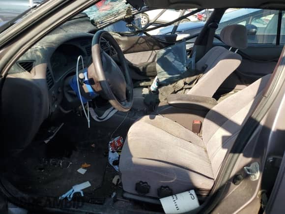 1995 Toyota Camry LE z VIN 4T1GK12E7SU100465, wystawiony jako Copart lot #71009325 z przebiegiem 223 922 mil mil oraz Czysty tytuł • Clean title. Historia ofert i sprzedaży dostępna na DreamBid. Obrazek 7.