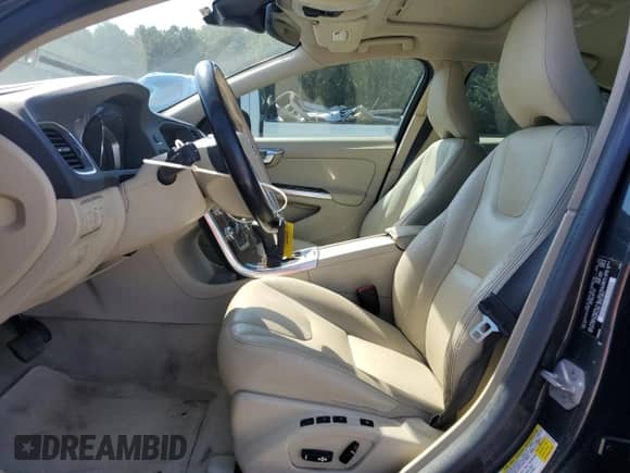2015 Volvo S60 T5 Drive-E Premier with VIN YV140MFK0F1352395, listed as a Copart auction lot 80151995 with 152,034 mi miles and Salvage title. Bid and sale history available at DreamBid. Image 7.