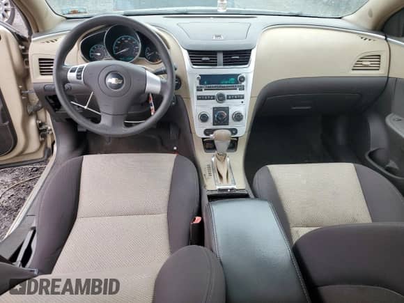 2008 Chevrolet Malibu 1LS with VIN 1G1ZG57B88F236369, listed as a Copart auction lot 90231245 with 131,203 mi miles and Clean title. Bid and sale history available at DreamBid. Image 8.