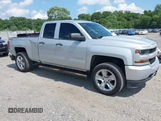 2018 Chevrolet Silverado 1500 Custom with VIN 1GCVKPEH6JZ354772, listed as a IAAI auction lot 42540757 with 82,559 mi miles and . Bid and sale history available at DreamBid. Image 1.