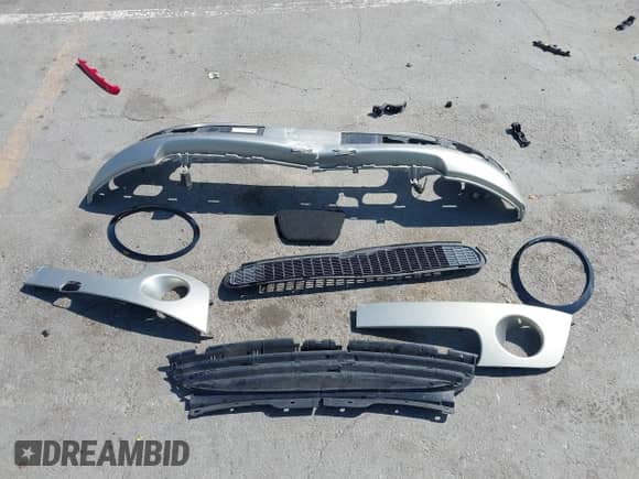 2007 MINI Hardtop with VIN WMWMF33537TT55761, listed as a IAAI auction lot 43072021 with 190,545 mi miles and . Bid and sale history available at DreamBid. Image 12.