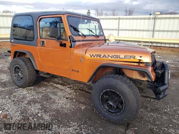 1987 Jeep Wrangler with VIN 2BCHL81J9HB505756, listed as a Copart auction lot 85477164 with 123,962 mi miles and Clean title. Bid and sale history available at DreamBid. Image 4.