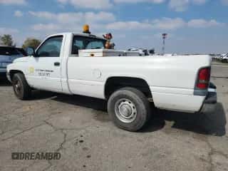 2001 Dodge 2500 with VIN 3B7KC26Z71M560579, listed as a Copart auction lot 83755665 with 120,911 mi miles and Clean title. Bid and sale history available at DreamBid. Image 2.