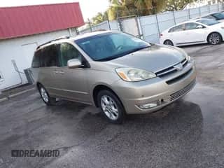 2005 Toyota Sienna XLE z VIN 5TDZA22C75S350561, wystawiony jako IAAI lot #42632048 z przebiegiem 262 983 mil mil oraz . Historia ofert i sprzedaży dostępna na DreamBid. Obrazek 1.