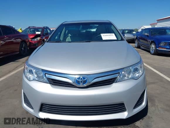 2013 Toyota Camry LE z VIN 4T1BD1FK7DU091564, wystawiony jako IAAI lot #43095022 z przebiegiem 103 132 mil mil oraz . Historia ofert i sprzedaży dostępna na DreamBid. Obrazek 12.