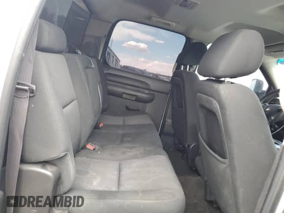 2012 Chevrolet Silverado 1500 LS z VIN 3GCPCREA0CG125933, wystawiony jako Copart lot #51003485 z przebiegiem 220 875 mil mil oraz Szkoda całkowita • Salvage title. Historia ofert i sprzedaży dostępna na DreamBid. Obrazek 11.