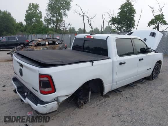 2023 Ram 1500 Laramie с VIN 1C6SRFJTXPN582106, выставлен на аукционе IAAI как лот 42651935 с пробегом 27 283 миль миль и . История ставок и продаж доступна на DreamBid. Изображение 6.