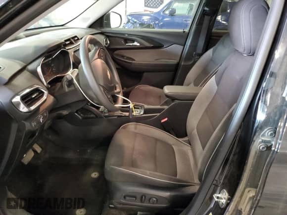 2021 Chevrolet TrailBlazer LT с VIN KL79MPSL1MB106718, выставлен на аукционе Copart как лот 84205155 с пробегом 92 765 миль миль и Списание • Salvage title. История ставок и продаж доступна на DreamBid. Изображение 7.