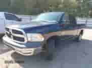 2018 Ram 1500 Tradesman z VIN 1C6RR6FG3JS324612, wystawiony jako IAAI lot #43248057 z przebiegiem 167 332 mil mil oraz . Historia ofert i sprzedaży dostępna na DreamBid. Obrazek 2.