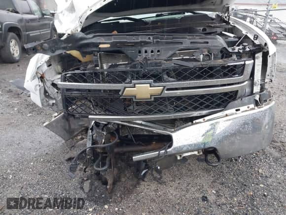 2011 Chevrolet Silverado 2500HD Work Truck с VIN 1GC1KVCGXBF263603, выставлен на аукционе IAAI как лот 40961007 с пробегом 170 712 миль миль и . История ставок и продаж доступна на DreamBid. Изображение 6.