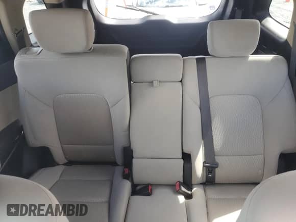 2013 Hyundai Santa Fe GLS с VIN KM8SMDHF6DU004237, выставлен на аукционе Copart как лот 70781275 с пробегом 153 371 миль миль и Списание • Salvage title. История ставок и продаж доступна на DreamBid. Изображение 10.