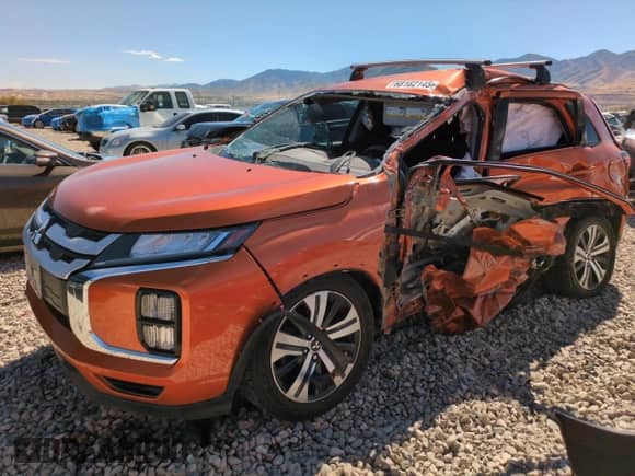 2020 Mitsubishi Outlander ES с VIN JA4AP3AU4LU015305, выставлен на аукционе Copart как лот 68162145 с пробегом 101 727 миль миль и Списание • Salvage title. История ставок и продаж доступна на DreamBid. Изображение 1.