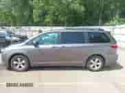 2016 Toyota Sienna LE AAS with VIN 5TDKK3DC3GS744448, listed as a IAAI auction lot 42735781 with 167,561 mi miles and . Bid and sale history available at DreamBid. Image 14.