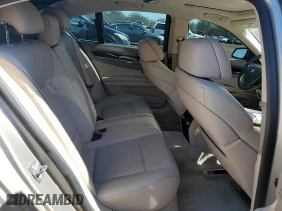 2010 BMW 7 Series 750i xDrive z VIN WBAKC6C57ACL67646, wystawiony jako Copart lot #49610635 z przebiegiem 85 762 mil mil oraz Szkoda całkowita • Salvage title. Historia ofert i sprzedaży dostępna na DreamBid. Obrazek 10.