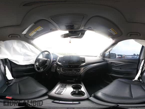 2021 Honda Pilot Special Edition with VIN 5FNYF6H20MB012053, listed as a IAAI auction lot 43003524 with 73,961 mi miles and . Bid and sale history available at DreamBid. Image 18.