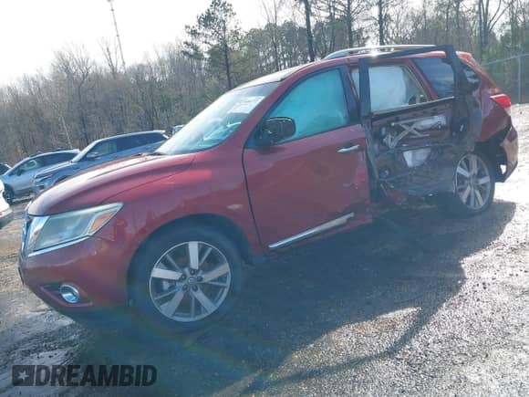 2013 Nissan Pathfinder SL with VIN 5N1AR2MN0DC629317, listed as a IAAI auction lot 41468177 with 157,286 mi miles and . Bid and sale history available at DreamBid. Image 2.