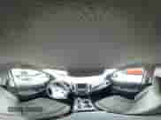 2019 Chevrolet Equinox LT с VIN 2GNAXKEV5K6175278, выставлен на аукционе IAAI как лот 43270974 с пробегом 59 021 миль миль и . История ставок и продаж доступна на DreamBid. Изображение 18.