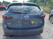 2025 Mazda CX-5 S Carbon Edition z VIN JM3KFBCM8S0646821, wystawiony jako IAAI lot #42610837 z przebiegiem Nie podano mil oraz . Historia ofert i sprzedaży dostępna na DreamBid. Obrazek 16.
