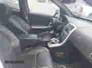 2008 Chevrolet Equinox Sport с VIN 2CNDL037086075670, выставлен на аукционе IAAI как лот 42685597 с пробегом 83 738 миль миль и . История ставок и продаж доступна на DreamBid. Изображение 5.