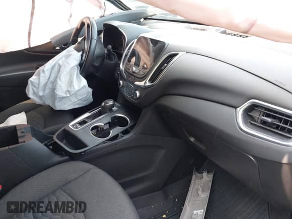 2019 Chevrolet Equinox LT with VIN 3GNAXUEV2KL173379, listed as a IAAI auction lot 42379507 with 38,459 mi miles and . Bid and sale history available at DreamBid. Image 5.
