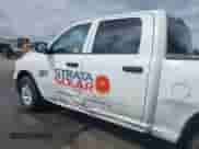 2019 Ram 1500 Tradesman z VIN 3C6RR7KG7KG657870, wystawiony jako IAAI lot #43054147 z przebiegiem 125 341 mil mil oraz . Historia ofert i sprzedaży dostępna na DreamBid. Obrazek 14.