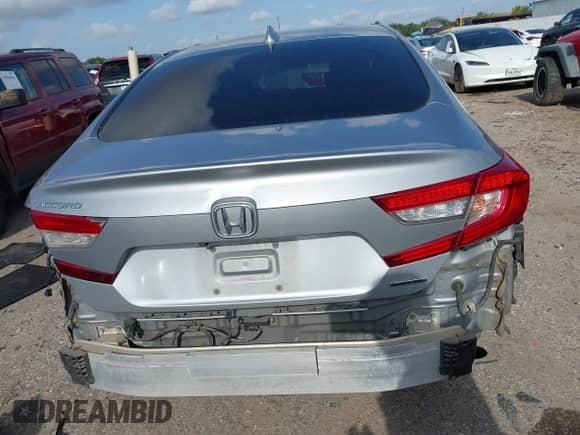2018 Honda Accord Touring z VIN 1HGCV1F91JA065883, wystawiony jako IAAI lot #43093859 z przebiegiem 81 981 mil mil oraz . Historia ofert i sprzedaży dostępna na DreamBid. Obrazek 16.