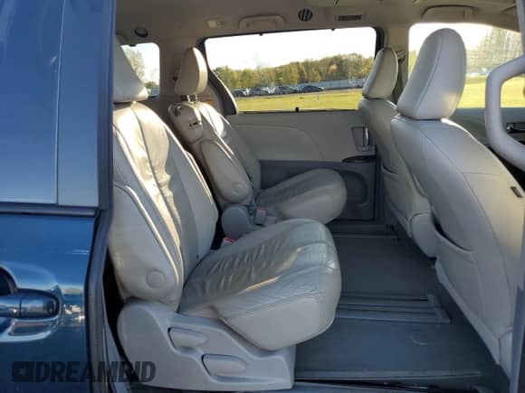 2012 Toyota Sienna XLE with VIN 5TDYK3DC5CS245235, listed as a Copart auction lot 82349425 with 149,275 mi miles and Salvage title. Bid and sale history available at DreamBid. Image 11.