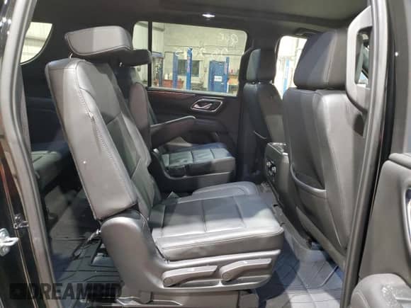 2023 Chevrolet Suburban LT с VIN 1GNSKCKT4PR233730, выставлен на аукционе Copart как лот 38058034 с пробегом 20 926 миль миль и . История ставок и продаж доступна на DreamBid. Изображение 11.